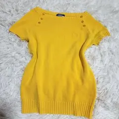 バーバリーブルーレーベル 半袖ニット ホース刺繍 刻印ボタンのサムネイル