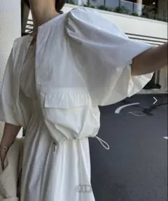 ボリュームスリーブ ジップアップ ブルゾン ホワイト