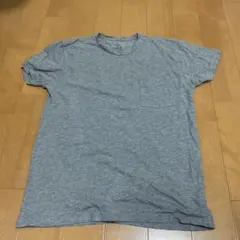 グレー ポケット付き Tシャツ