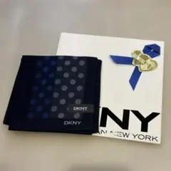 DKNY ハンカチ　ドット柄　ネイビーのサムネイル