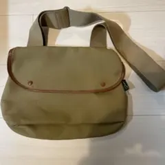 ブレディ　ショルダーバッグのサムネイル