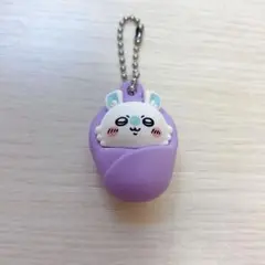 ちいかわ モモンガ おくるみ マスコットチャーム