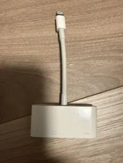 Apple／Lightning - VGAアダプタ