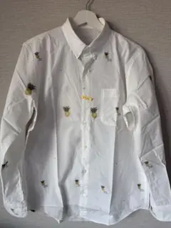 Papas パイナップル刺繍 ボタンダウンシャツ　ホワイト　Mサイズのサムネイル