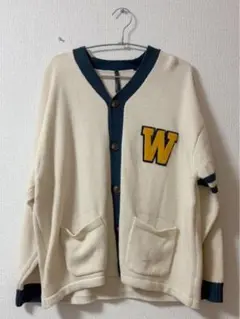 Item thumbnail for item 98933daf-5578-46b7-bfa7-af66f2aeda34