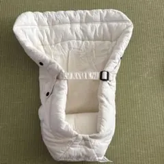 ergobaby 抱っこ紐 インファントインサート付き ホワイト