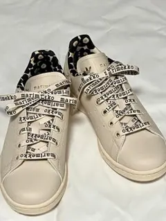 2025年最新】marimekko レディース スニーカーの人気アイテム - メルカリ