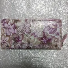 新品未使用 花柄 ラウンドファスナー長財布 キラキラ