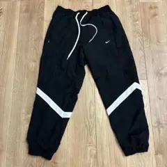 【新品タグ付】Nike ルーズフィット　XL ジャージパンツ