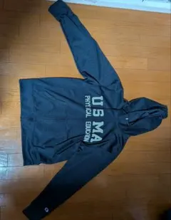 チャンピオン　ジップパーカー