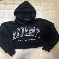 lovetoxic トレーナー　ショート丈パーカー 丈短め　130センチ　SS