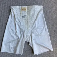 【新品】ワコール　wing ルシアージュ　ガードル　ウエディング　64