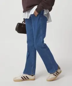 フレアデニムパンツ