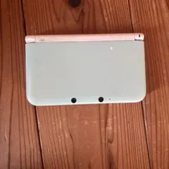 ニンテンドー3DS LL とカセット