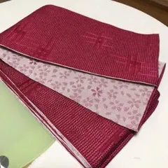 濃いピンクと桜の柄のリバーシブル半幅帯