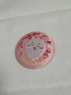 ちいかわ 刺繍缶バッジ ちいかわのサムネイル