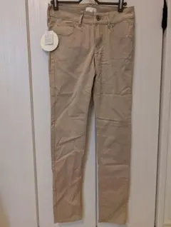 earth music&ecology スキニーパンツ S ベージュ　未使用