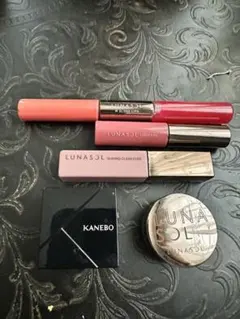 LUNASOL KANEBO リップグロス (中古) チーク(新品)セット売りのサムネイル