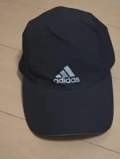 adidas ランニングキャップ ブラック　54〜57cmのサムネイル