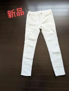 【未使用】ホワイト スキニーパンツ ウエストゴム