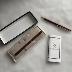 GIVENCHY ボールペン 箱入り　おまけ付きのサムネイル