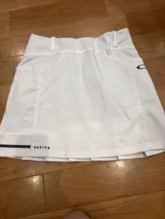 Oakley レディース ゴルフスカート ホワイト