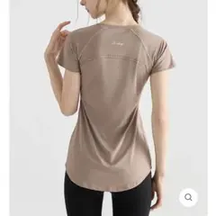 ヨモメント　ロング丈 半袖シャツ 着痩せ
