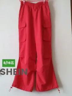 SHEIN　カーゴパンツ　リラックスパンツのサムネイル