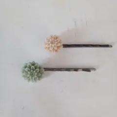 花モチーフ ヘアピン 2個セット　雑貨屋購入