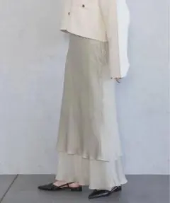 新品未使用タグ付き　ティアードフレアスカート