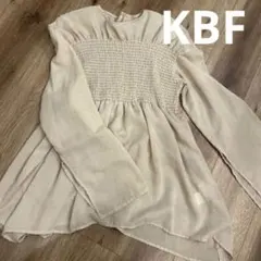 KBF 長袖ブラウス　チュニック　トップス　シアー　ベージュのサムネイル