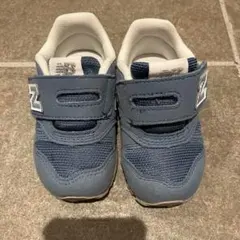 Item thumbnail for item fa24e9a7-60b9-4eb8-8d2e-928cab4eafbf