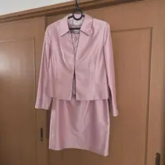 卒業式入学式結婚式　ジャケットとスカート、ベストのセットアップ13号ピンク色