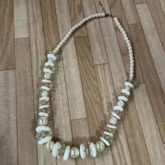 ホワイトパールビーズネックレス