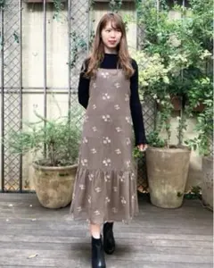 ウィルセレクション ドット刺繍　キャミワンピースのサムネイル