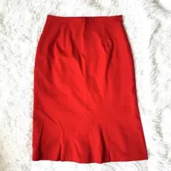 メイソングレイ◇フリル 膝丈 タイトスカート 派手色 ゴージャス 上品 赤 1のサムネイル
