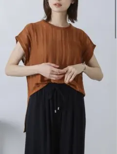ナノユニバース＊シアーストライプサイドスリットニットトップスのサムネイル