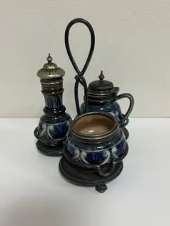 ドールトン・ランベス・ストーンウェア　エステティック・クルエットセット1882年のサムネイル