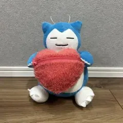 ポケモン　カビゴン お菓子付きぬいぐるみ