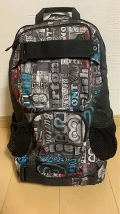 BURTON バートン　グラフィック柄リュックのサムネイル