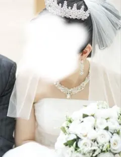 ネックレスとピアスのセット