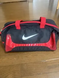NIKE スポーツバッグ ダッフルバッグ