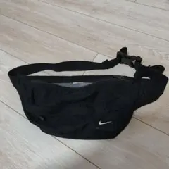 ゆ*ん様 Y2K NIKE ボディバッグ