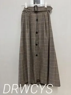 【DRWCYS】　ベルト付き　ロングスカート　ボタンデザイン　チェック柄　美品のサムネイル