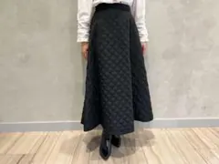 美品 Herlipto Dot Jacquard Flared Skirt S - メルカリ