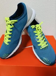 adidas ADIZERO RC スニーカー