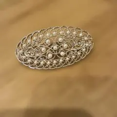 シルバーオーバル型ヘアクリップ　バレッタ