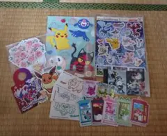 ポケモン　シール・ステッカー・カード等まとめ売り