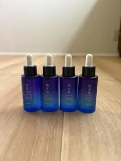 肌美精 薬用美白美容液 30ml 4本セットのサムネイル