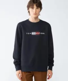 【TOMMY HILFIGER】ヒルフィガーロゴ裏起毛スウェット